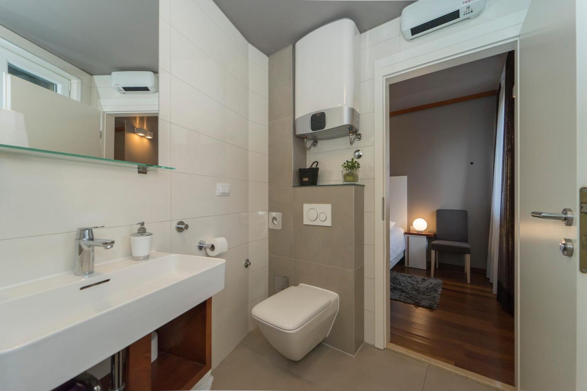 Luxury Rooms Silente Bacvice 1 Split Exterior foto
